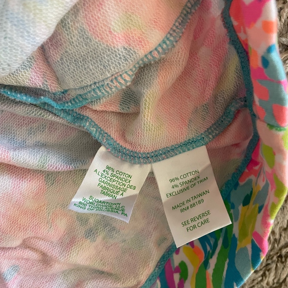 Lilly Pulitzer Pop Over - Picture 7 of 7